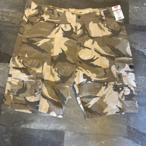 Men’s Wrangler 5Star Relaxed Fit Epic Soft Cargo Shorts Brown Camo Size 42 B 349